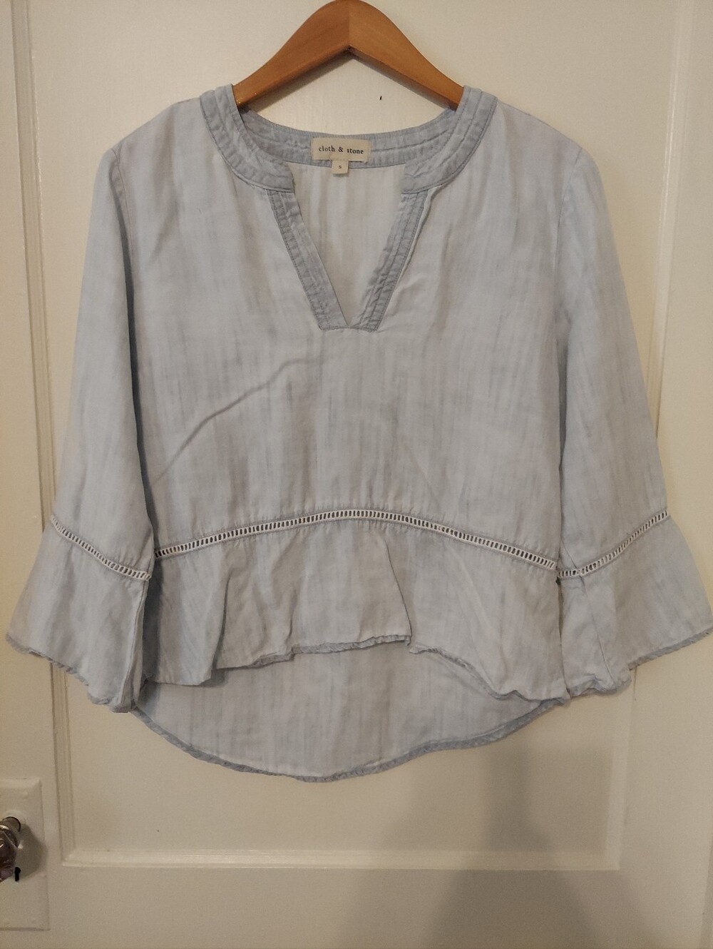 Anthropologie Cloth & Stone Washed Aria Henley Top Small Bell Sleeve Chambray